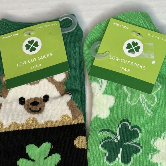 Set of 2 St Patrick’s Day Low Cut Leprechaun Shamrock Green Socks For Women NEW! - Picture 2 of 8